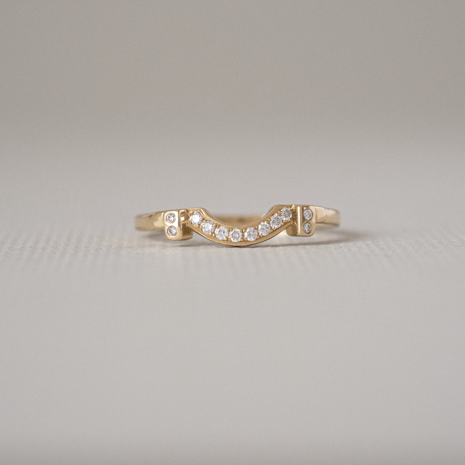 Studded bridge ring