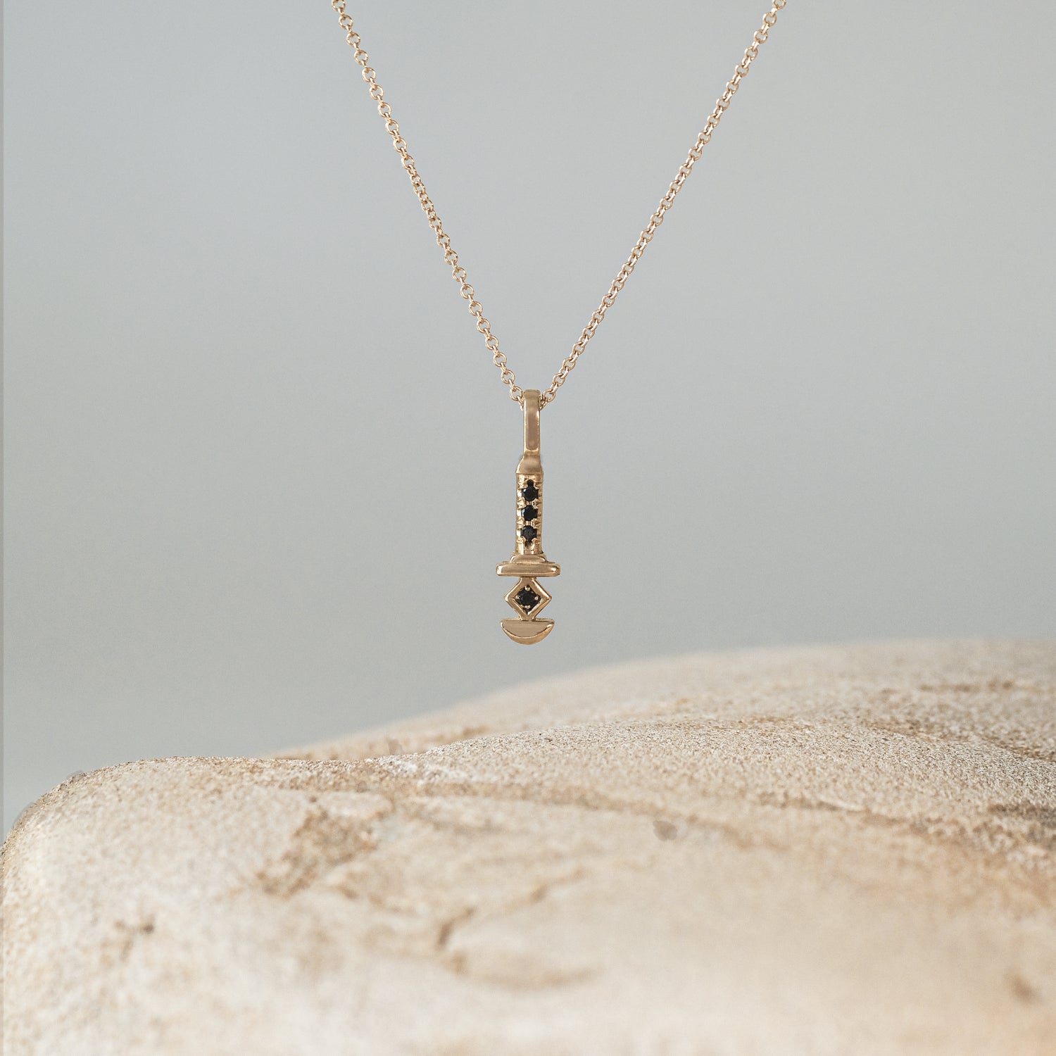 Palm S necklace with black diamonds